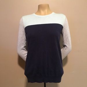 Old Navy Sweater ❤️