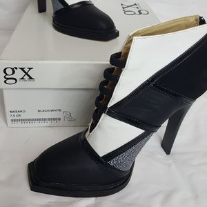 Black and White Ankle Booties, Masako