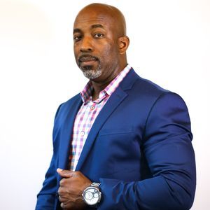 Meet your Posher, Thomas