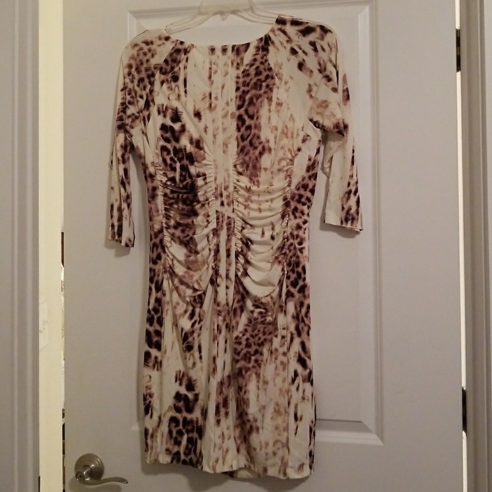 Dress - Picture 4 of 4
