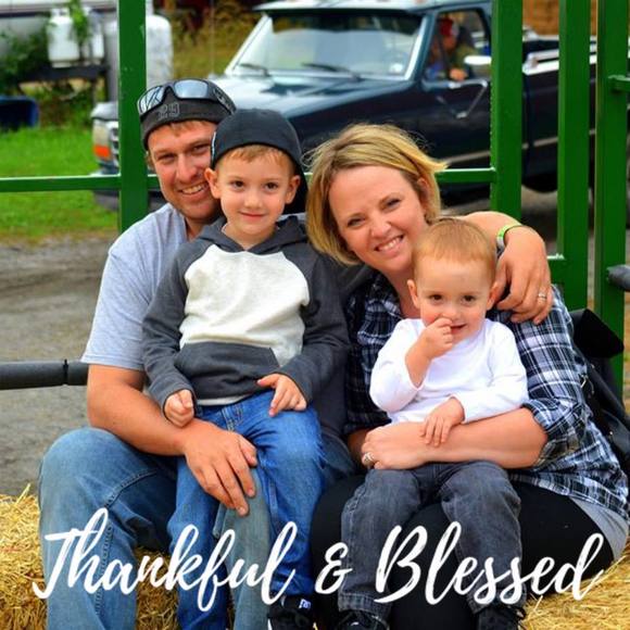 Meet your Posher, Candace - Picture 1 of 1