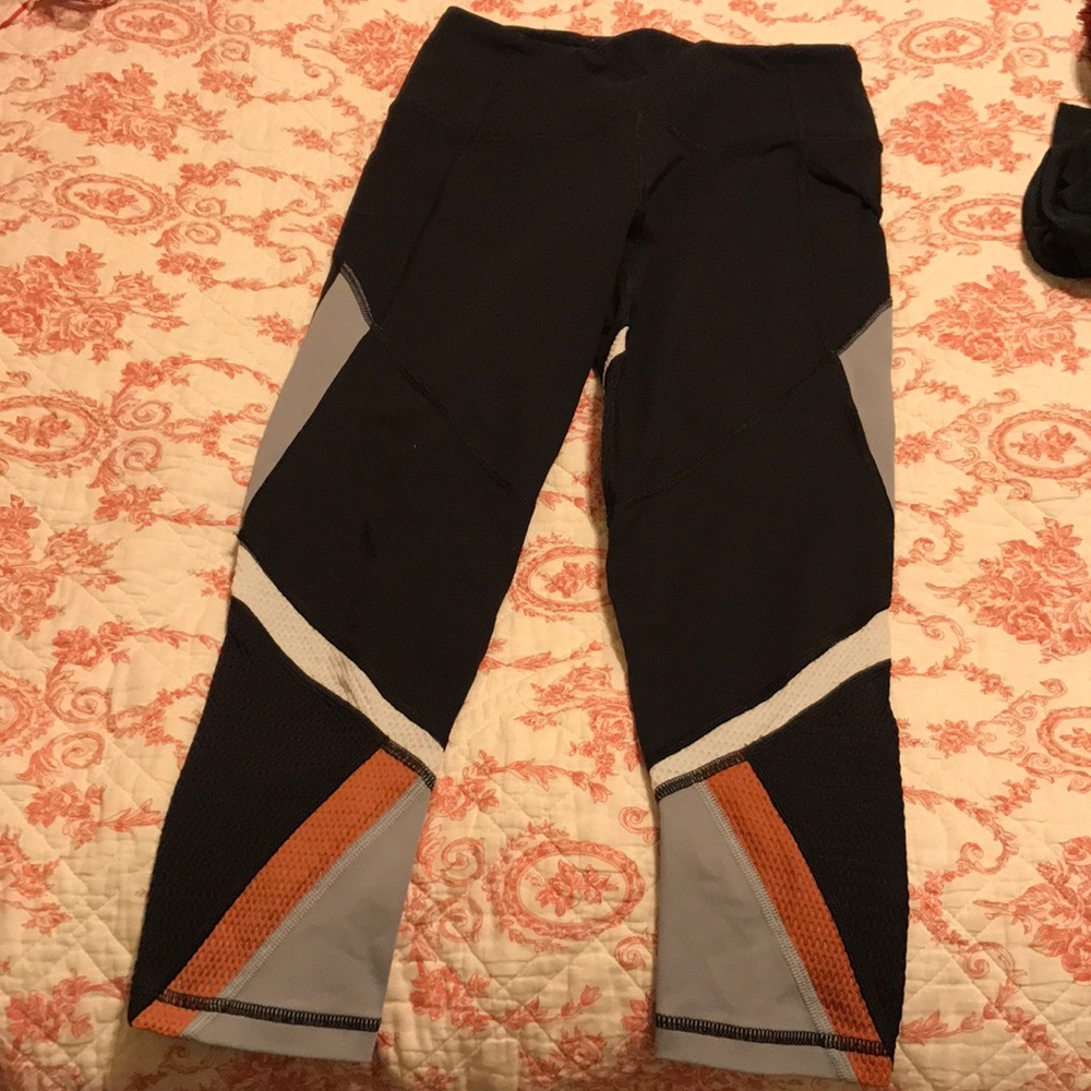 Victoria's Secret Knockout Long Capri