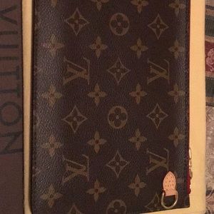 Louis Vuitton Neverfull wristlet