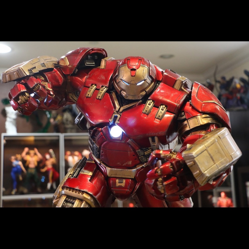 Meet your Posher, Elias