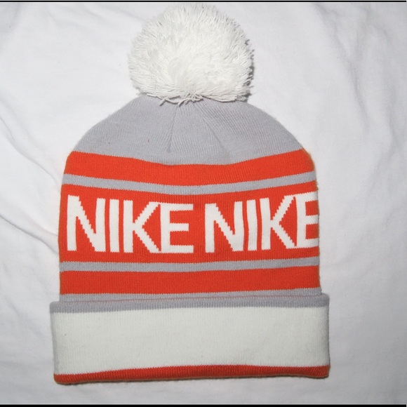 Nike Beanie - Picture 2 of 2