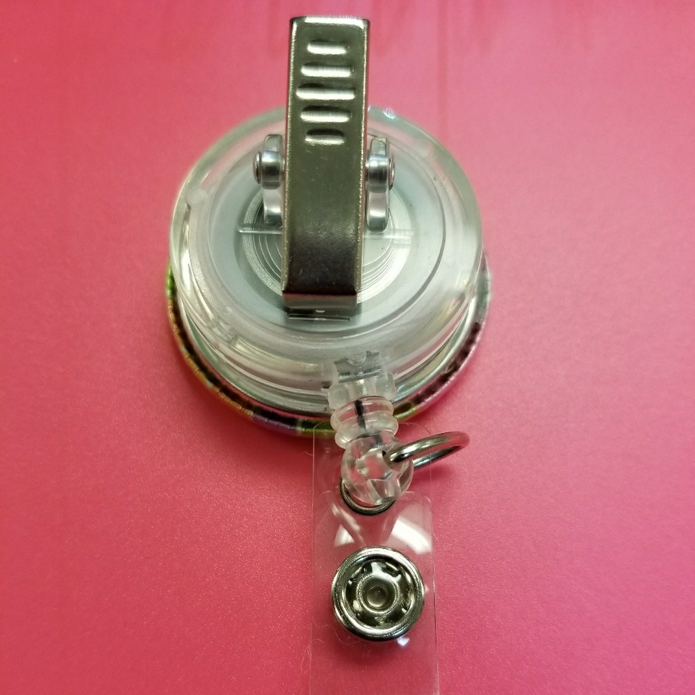 🧡INITIAL💚P BADGE💙REEL - Picture 2 of 6