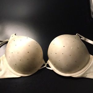 Victoria Secret Miraculous Plunge Bra
