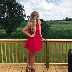 Meet your Posher, Samantha