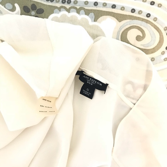 [Ann Taylor] 100% Silk Top - Picture 8 of 8