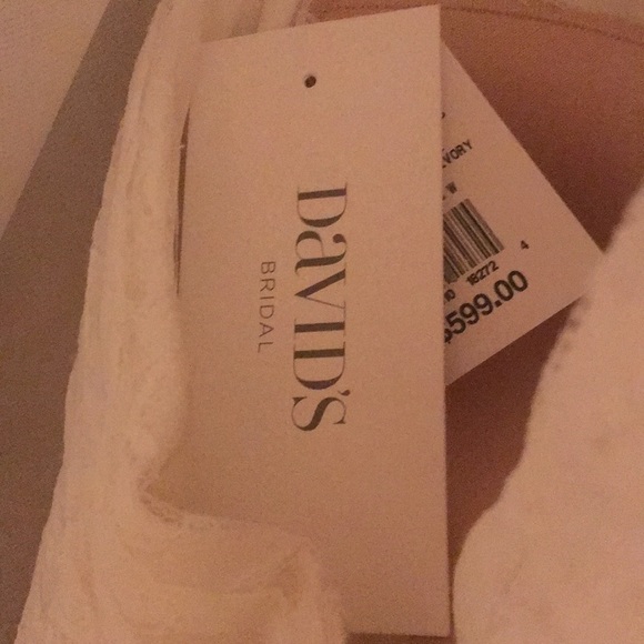 Wedding dress 💍👰🏻 - Picture 5 of 8