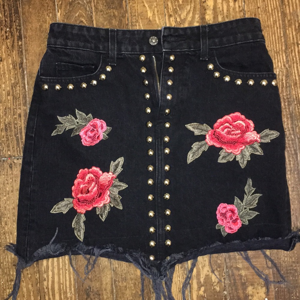 GORGEOUS carmar rose skirt SOLD