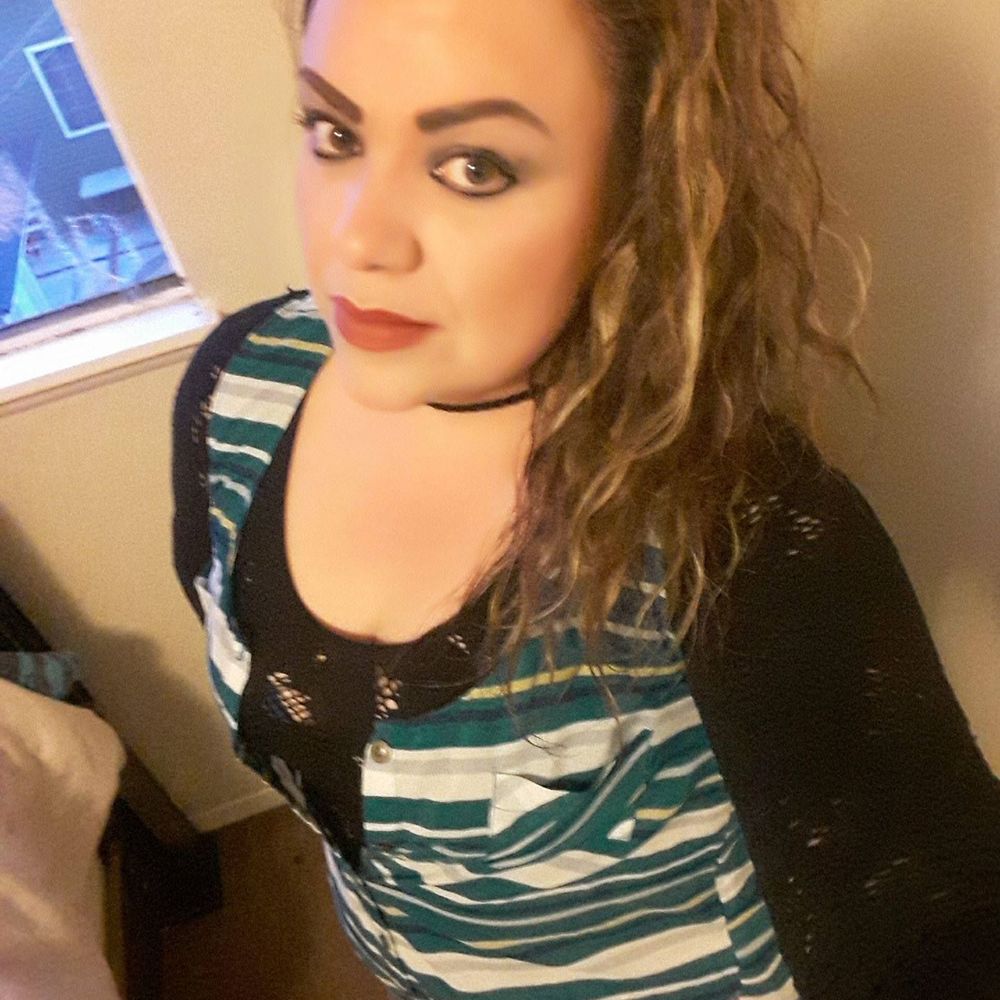 Meet your Posher, Sera