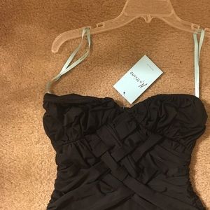 Marciano sleeveless top. Large. NWT.