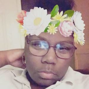 Meet your Posher, Latoya