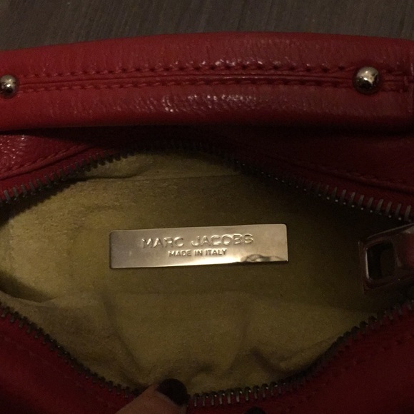 Red Marc Jacobs small leather hobo bag - Picture 3 of 3