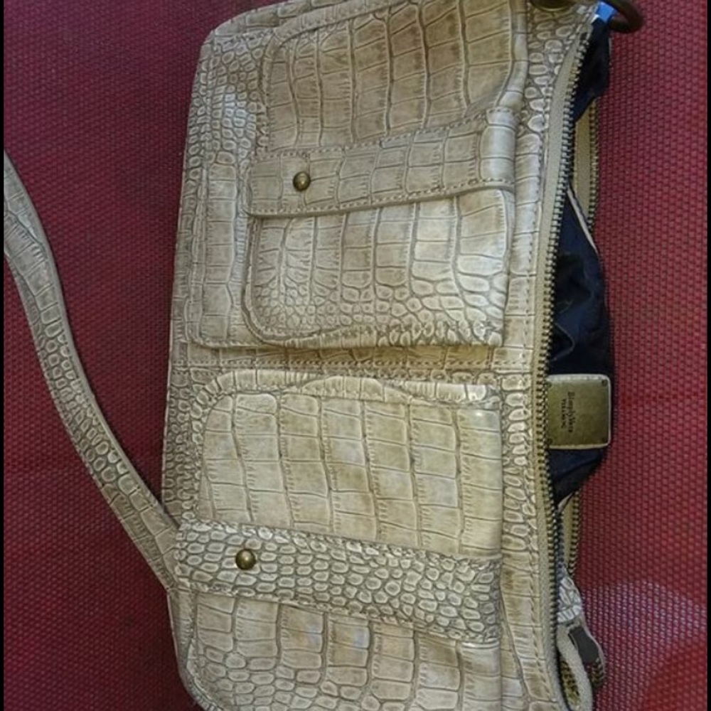 Vera wang snakeskin purse