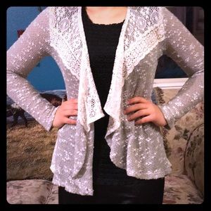 Pretty lace sweater 😇