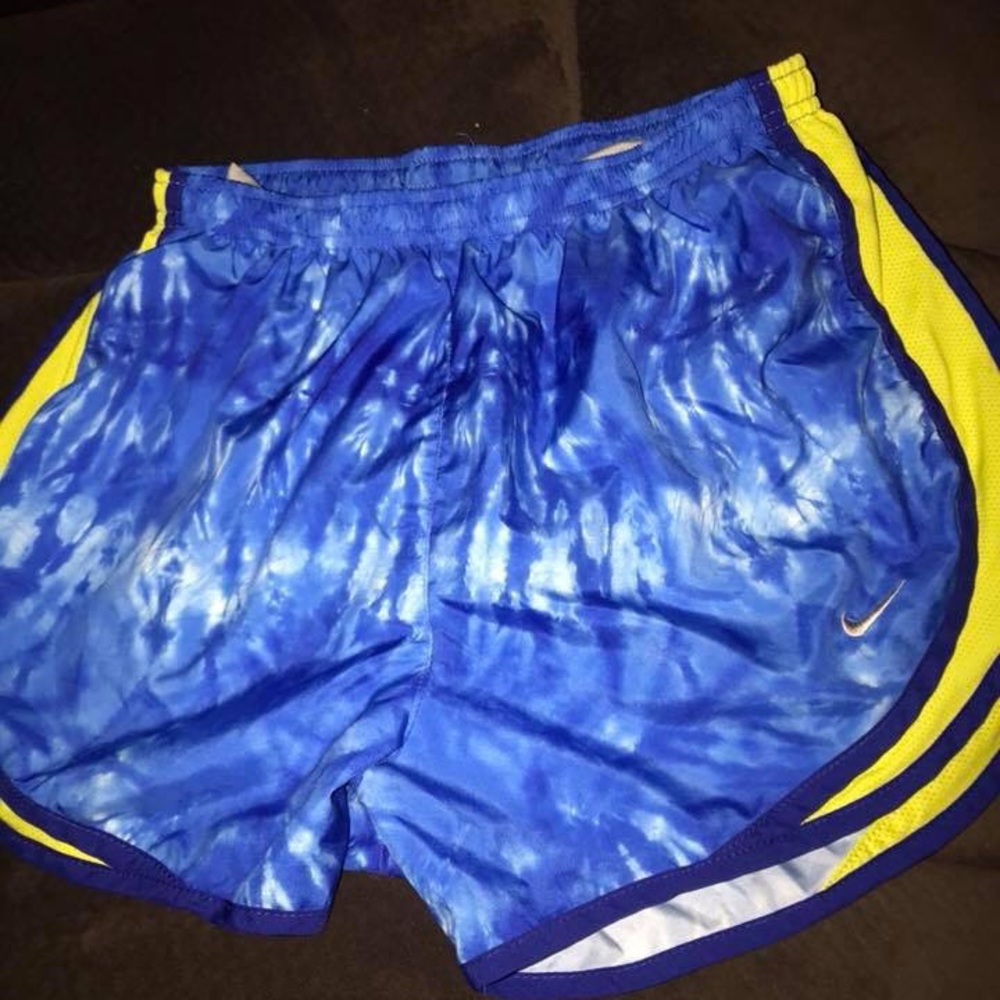 Nike women’s shorts