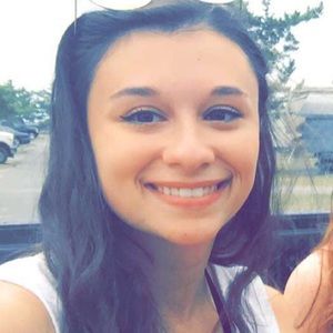 Meet your Posher, Eva