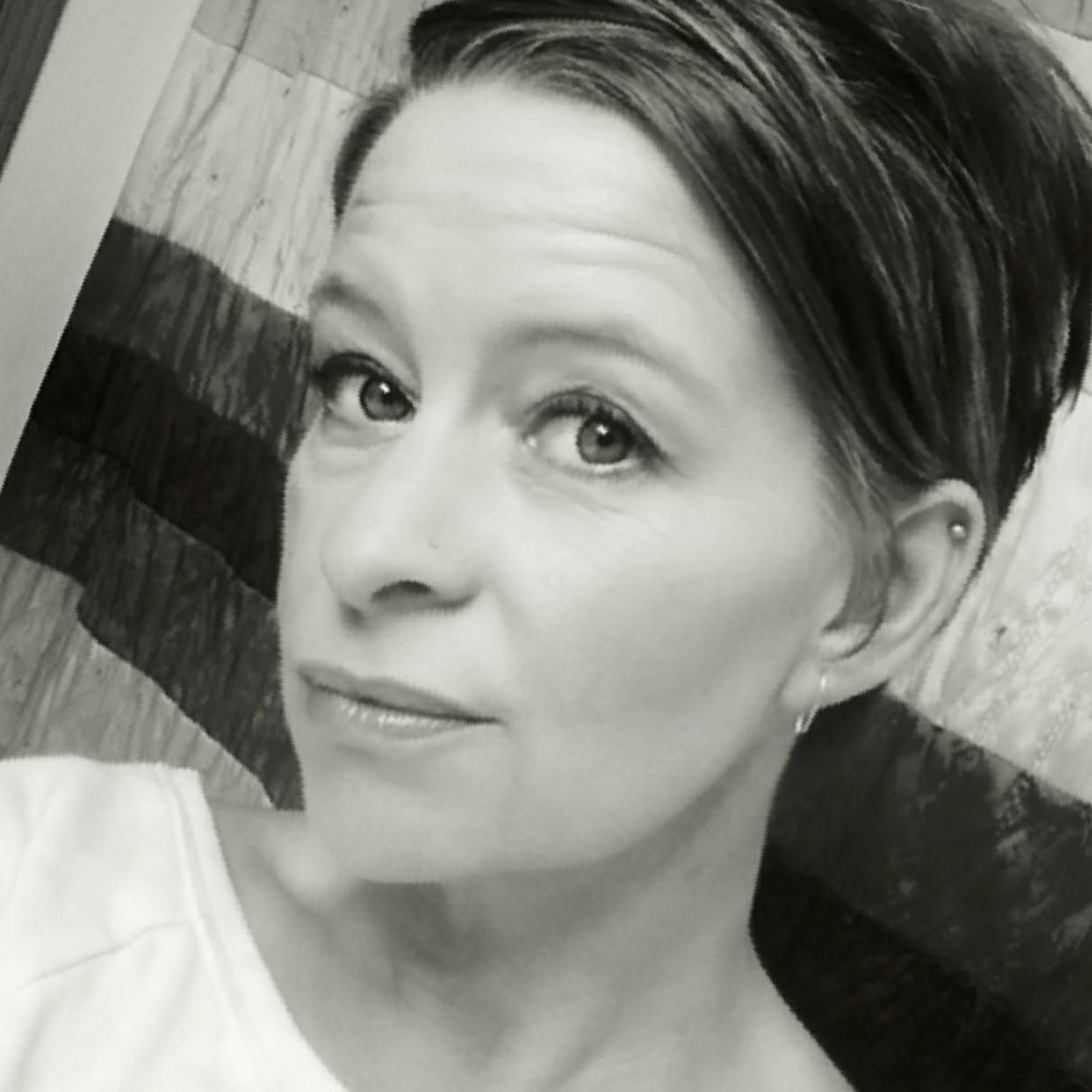 Meet your Posher, Angie