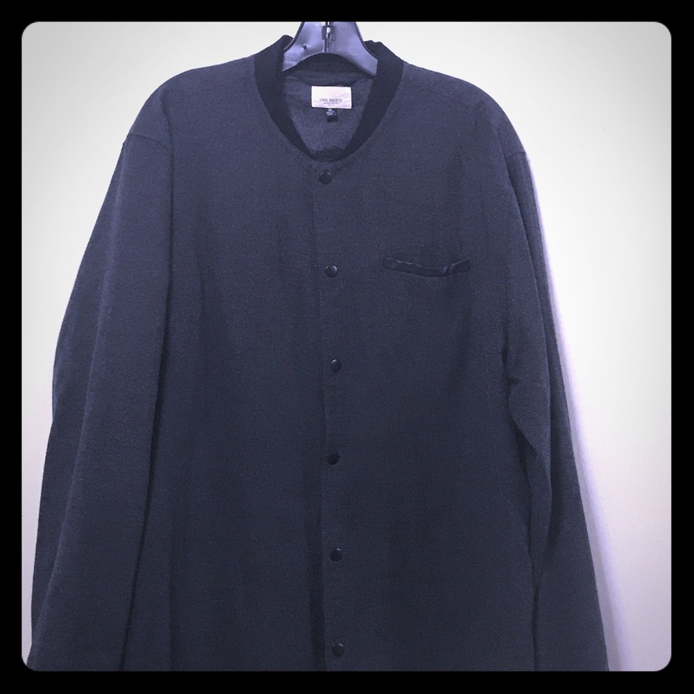 Casual light weight button up jacket shirt