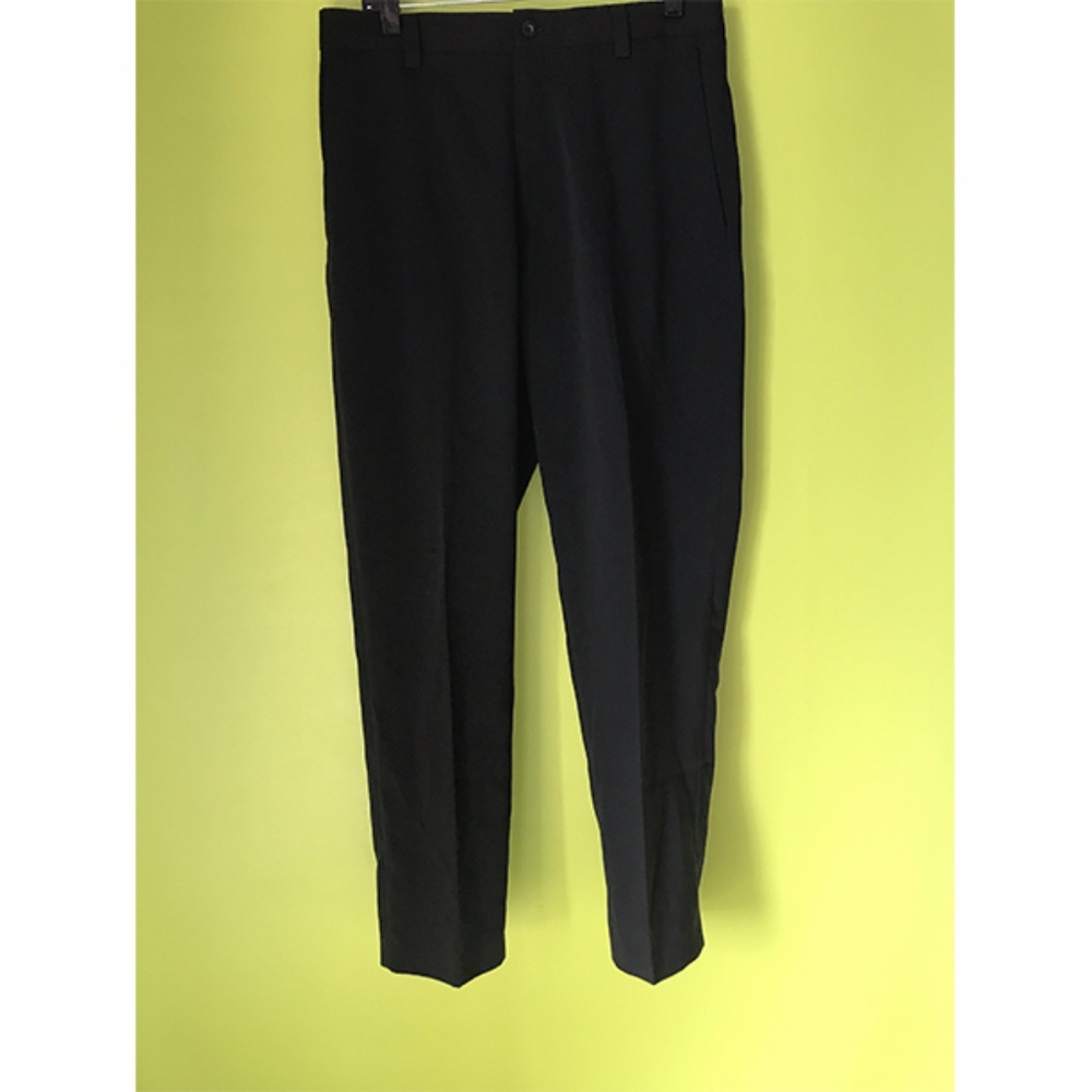 Unlisted Pleat Front Black Dress Pants Sz 33 x 32