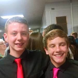 Meet your Posher, Devin