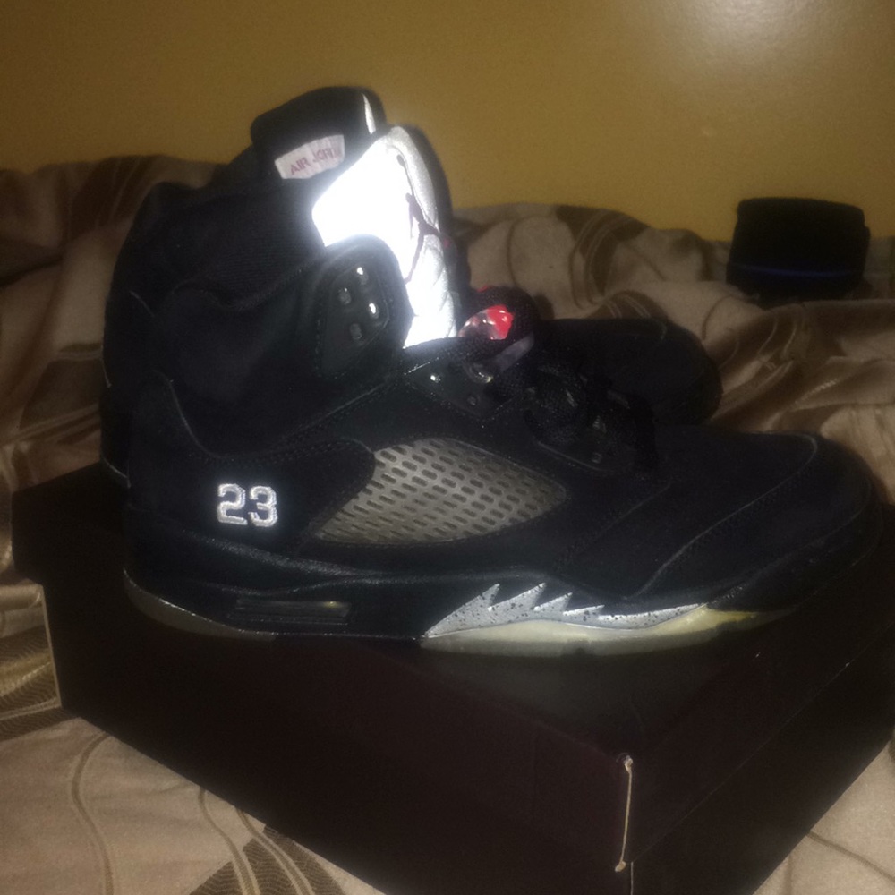 Jordan 5 Black Metallic