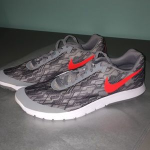Nike Flex Experience RN 5