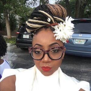 Meet your Posher, Jere'