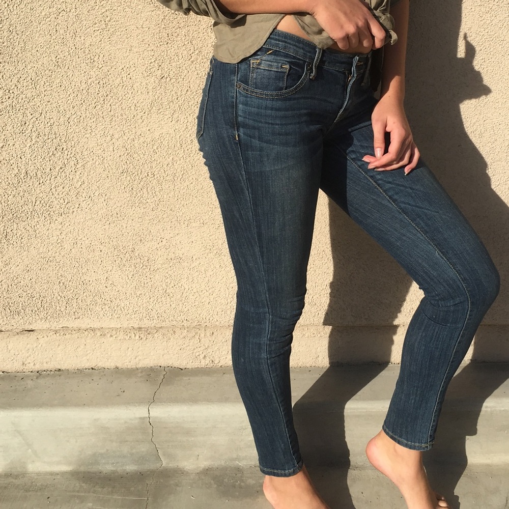 dark skinny jeans
