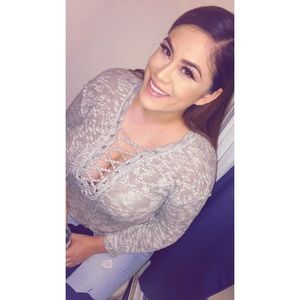 Cute sweater shirt from Windsor