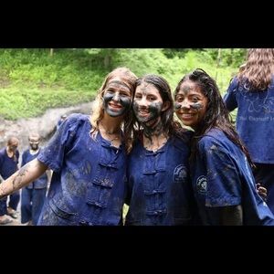 Meet your Posher, Carley