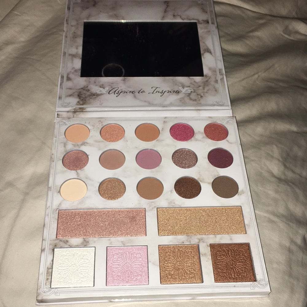 Carli Bybel Palette