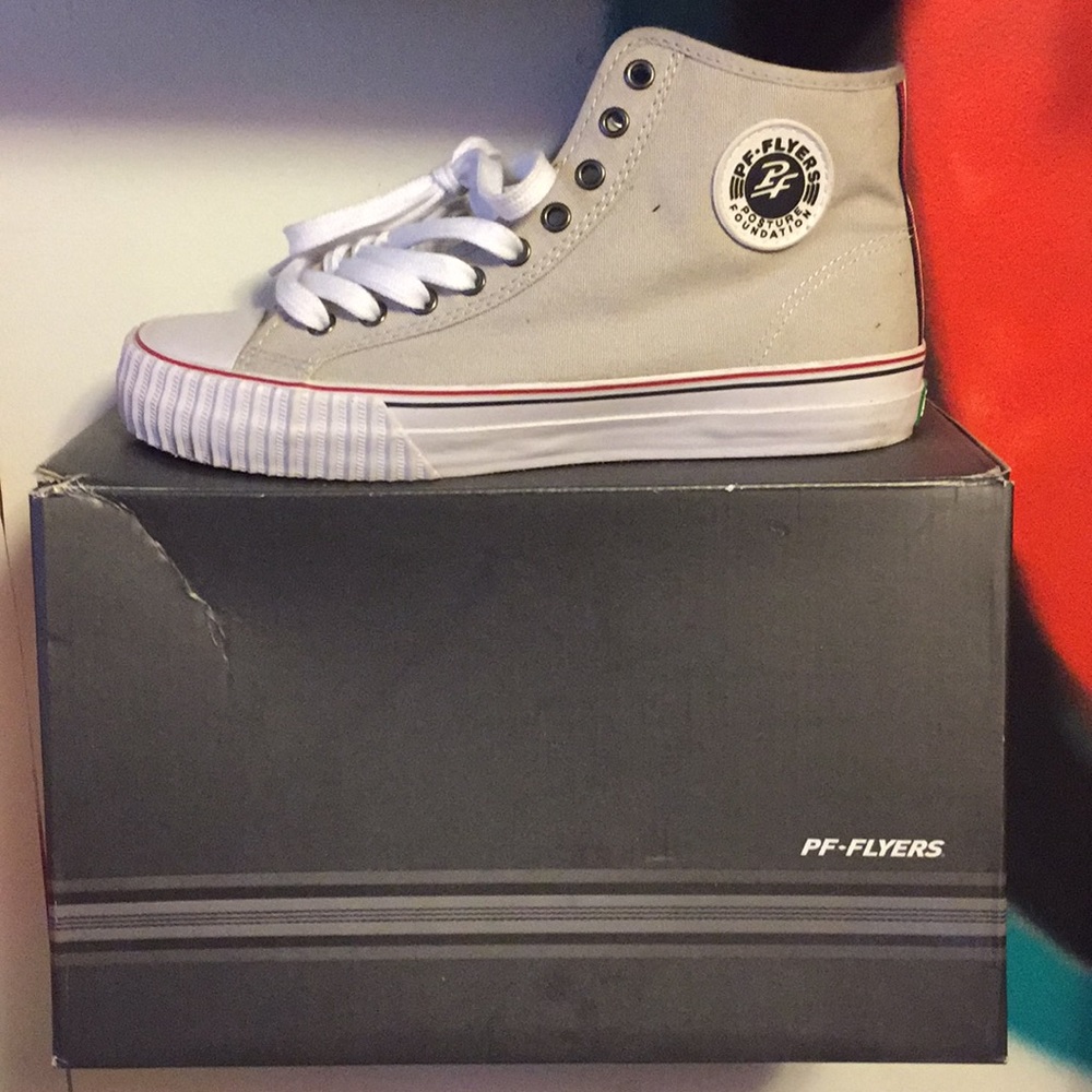 Pf-Flyers