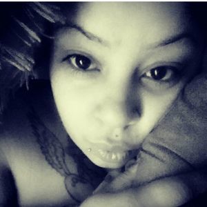 Meet your Posher, Carolina