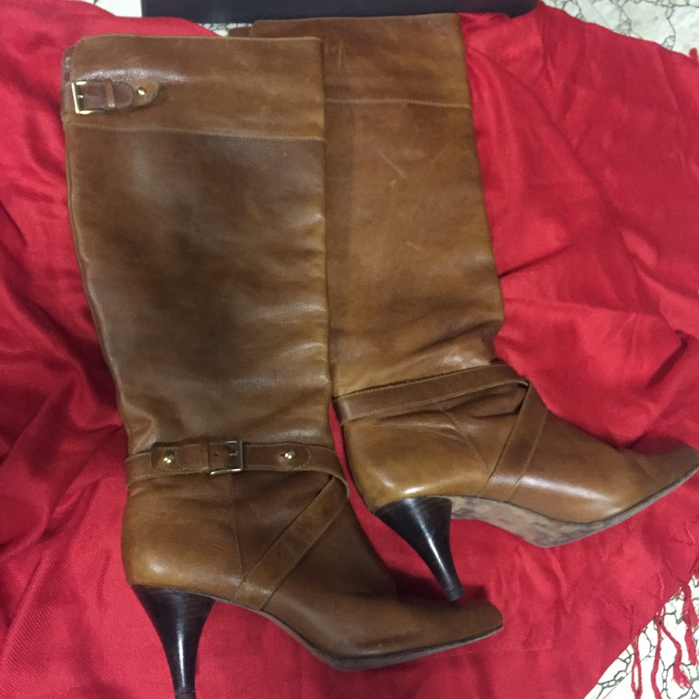 Used Amity heel boots size 9.5