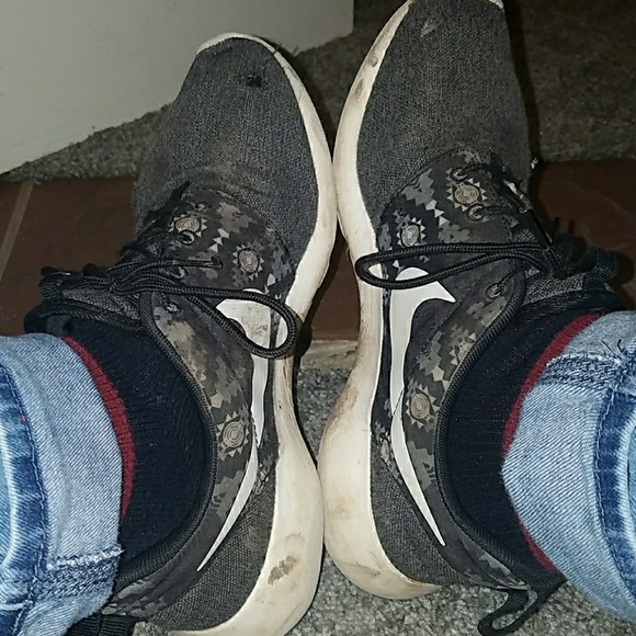 Nike Roshe - Picture 1 of 1