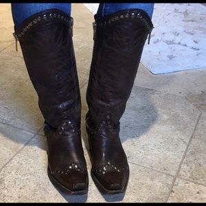 Re posting brown razz rock old gringo’s