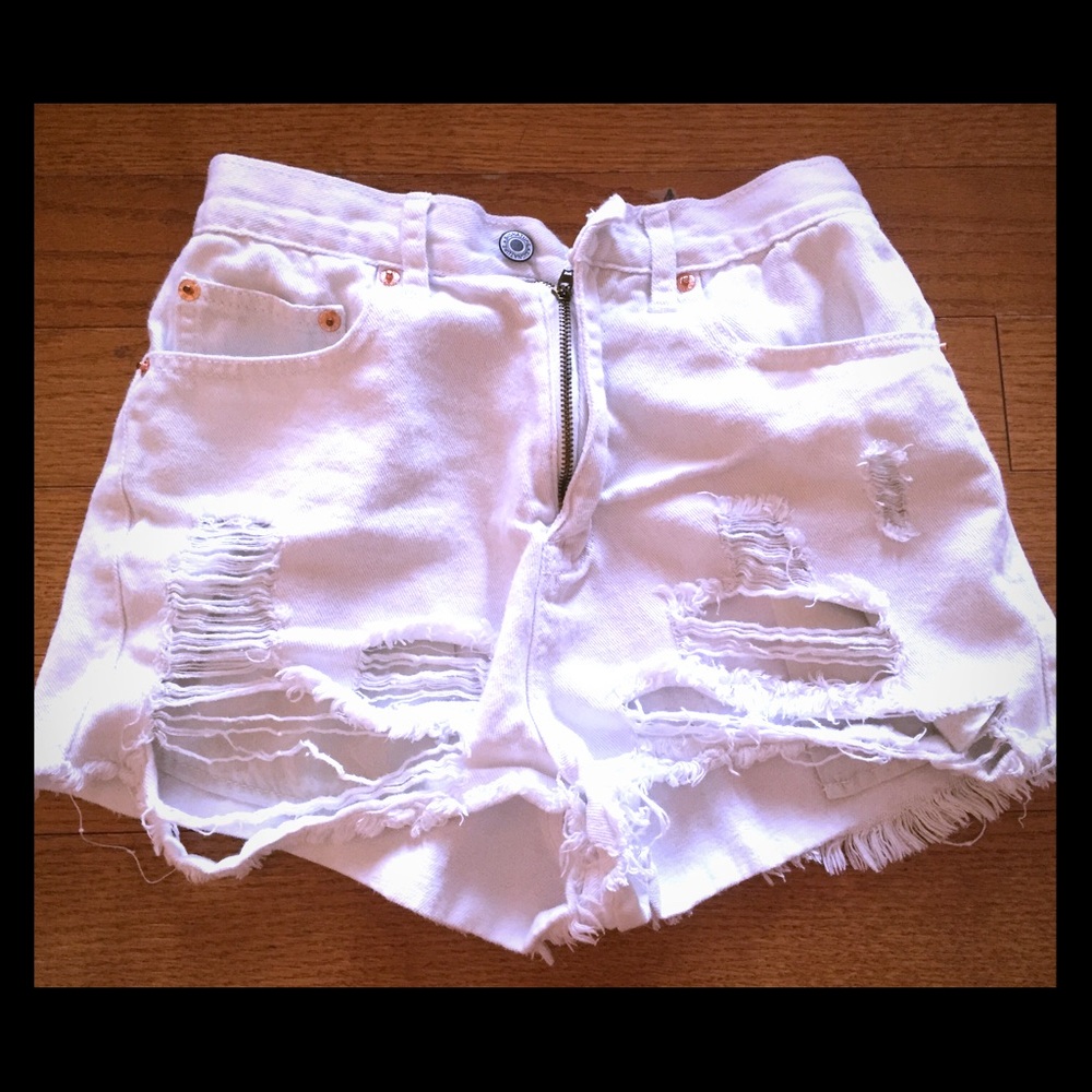 High waisted white shorts