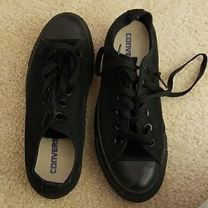 Black converse