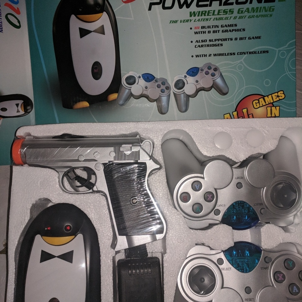Powerzone penguin player new never used