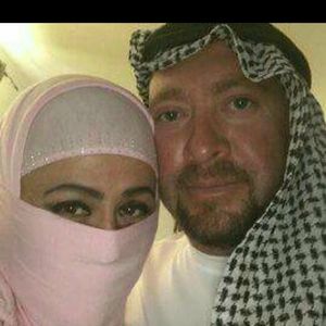 Meet your Posher, Ayah