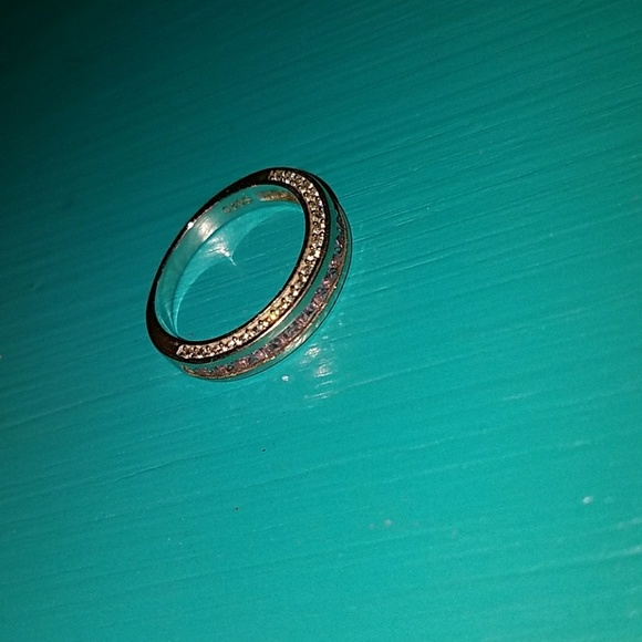 Ring - Picture 3 of 3