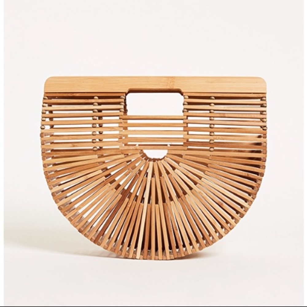 Cult Gaia ark natural clutch
