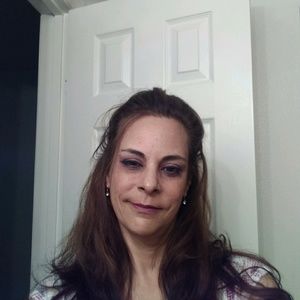 Meet your Posher, Emilie