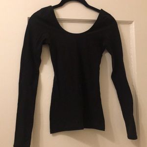 Lululemon scoop neck shirt