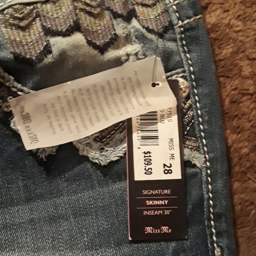 Pants - Picture 2 of 4
