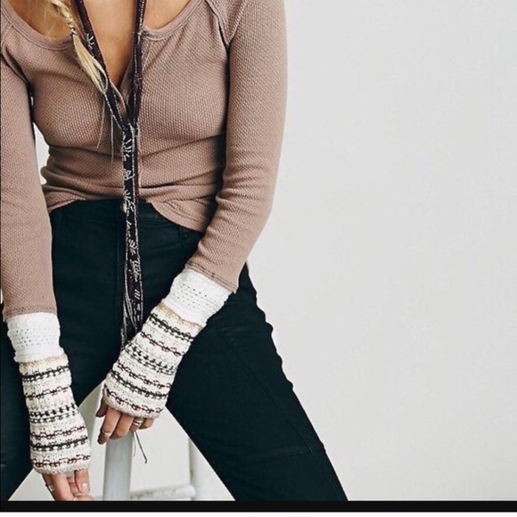 Free People Tops - 😍Free People Thermal With Soft Crochet Cuffs😍