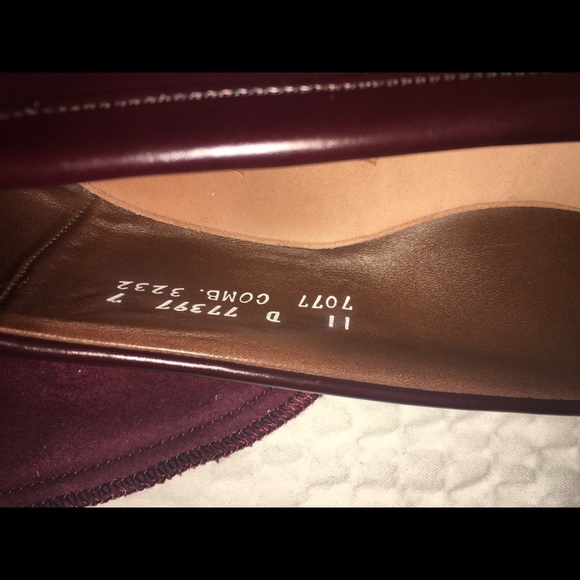Handcrafted Allen Edmonds Mens Loafers NWOT